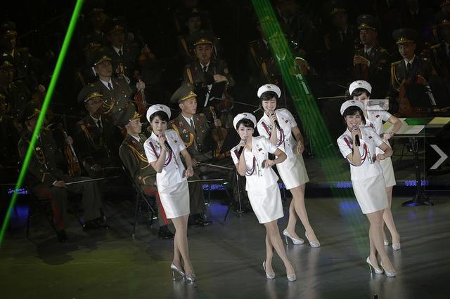 朝鲜合唱团和牡丹峰乐团的美女们