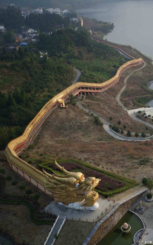 贵州余庆飞龙湖世界第一长龙----999米