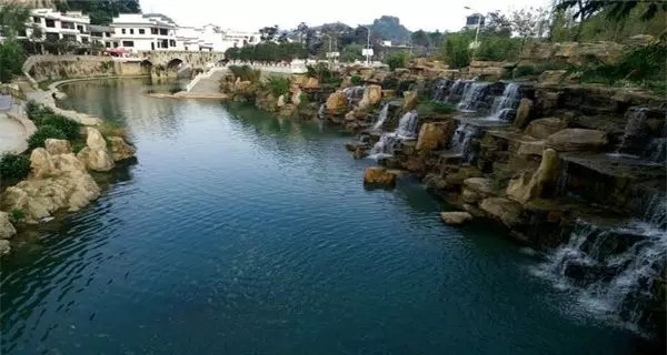 六枝�龙溪温泉旅游景区（视频）